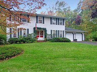 889 Green Valley Rd, Jackson, NJ 08527