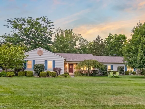 634 Wellesley Cir, Avon Lake, OH 44012