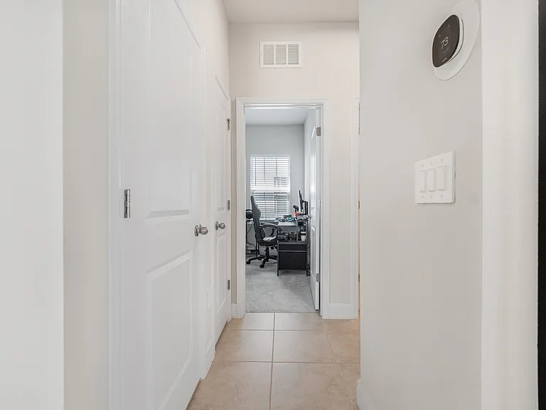 14048 Crimson Ave — Photo 33