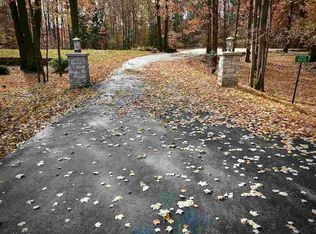 3413 Blackberry Ln, Suamico, WI 54313