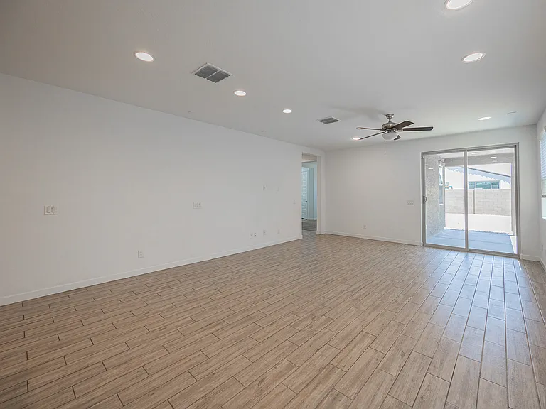 16870 W Las Palmaritas Dr — Photo 7