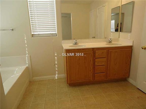 2nd image of 3425 Conterra Park Ave