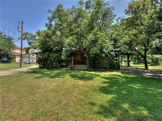 1st image of 345 Pecan Grove Ln