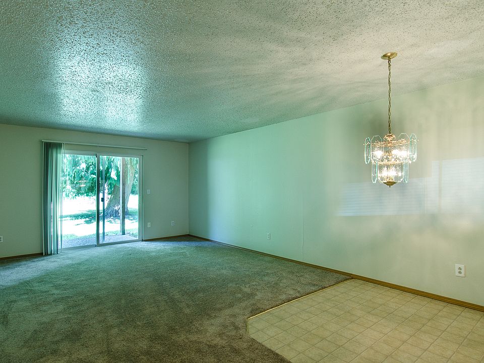 1st image of 7624 19th Ln SE APT 104
