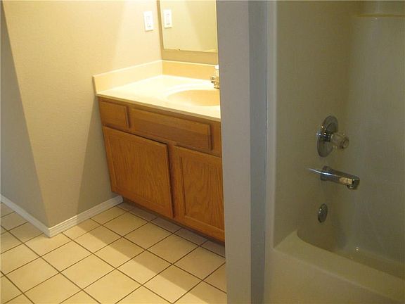 5th image of 6 Holly Dr #A