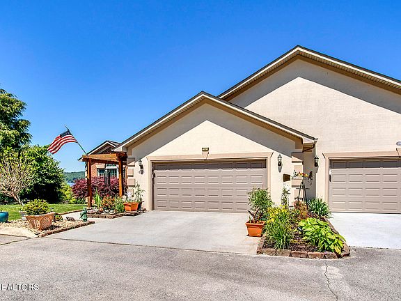 5th image of 1005 Brentwood Ct