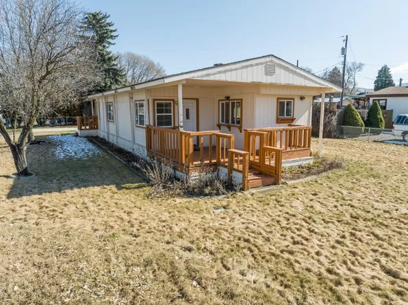 19205 E Dove Cir, Greenacres, WA 99016