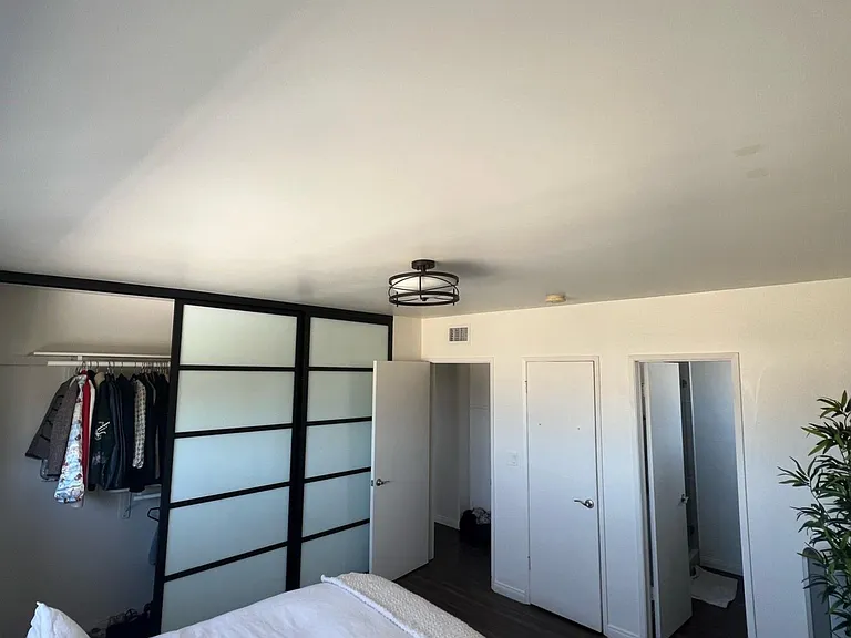 829 Euclid St #10 — Photo 12