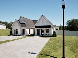 3202 Bradley Ln, Auburn, AL 36830
