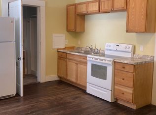 30 Main St, Springfield, VT 05156