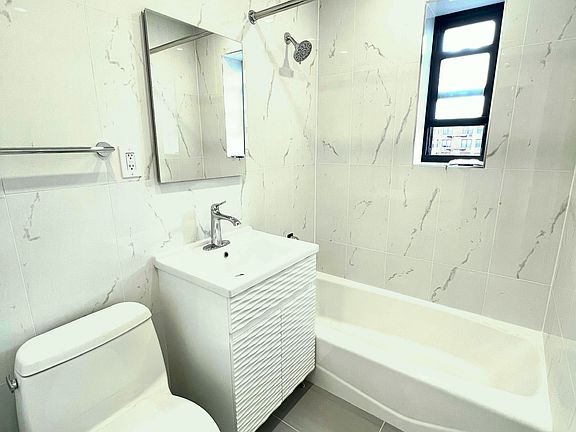 5th image of 25-14 31st Ave #5E