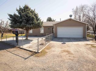 800 E 8th Ave, Kennewick, WA