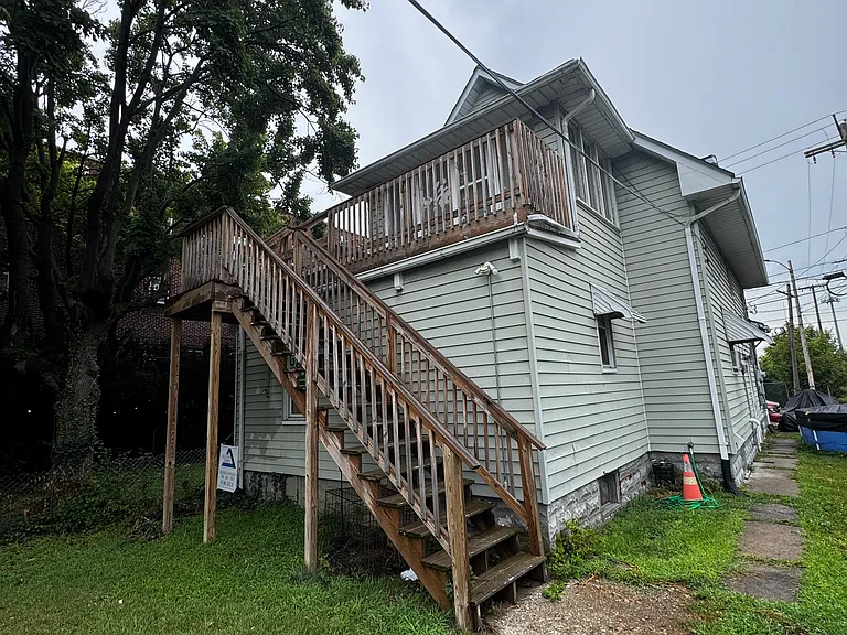 708 Spencer St #2 — Photo 3