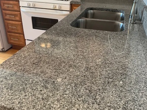 2237 West Fullerton - 6818