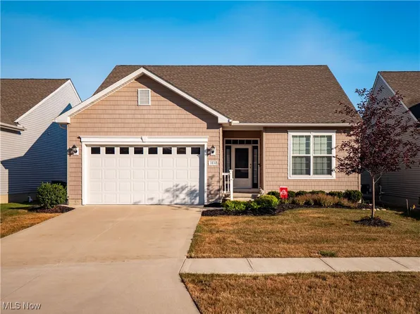 3831 Heron Dr, Lorain, OH 44053