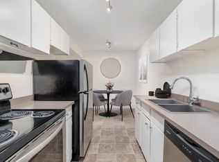 8630 182nd St NW #3B-1BA-1117SQFT, Edmonton, AB T5T1M3