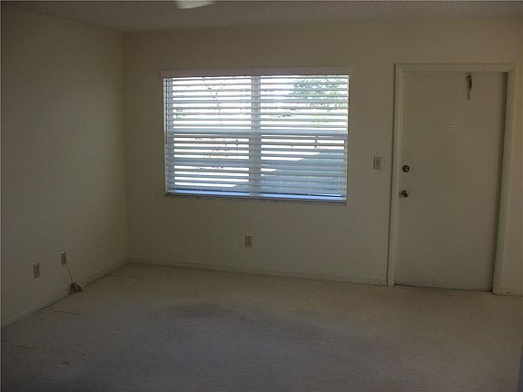 5th image of 66 Woodland Dr