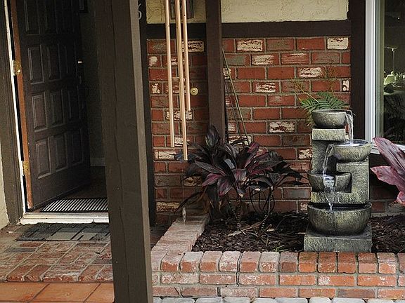 4th image of 316 Dorsey Way