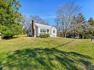 12 Brundage St, Armonk, NY 10504