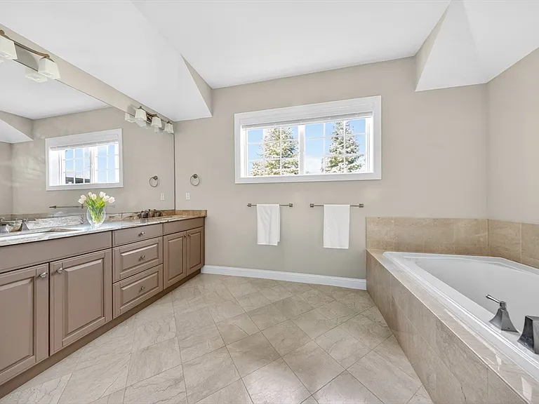165 Black Rock Dr #165 — Photo 10