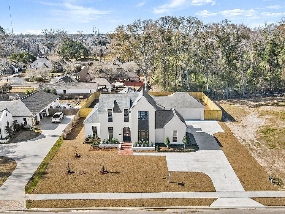 8228 Oakridge Dr, Baton Rouge, LA 70810 Zillow