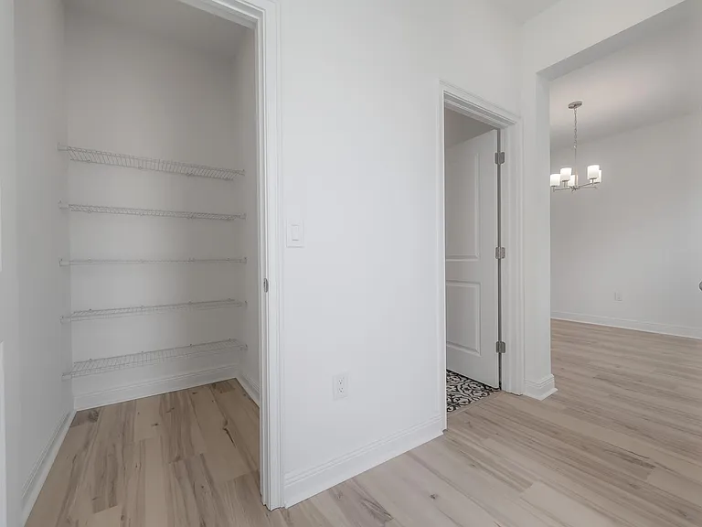 2703 W Fig St #1 — Photo 17