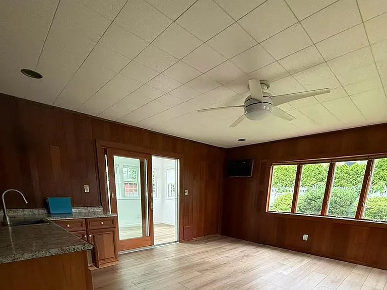 60 Highland Ave — Photo 3