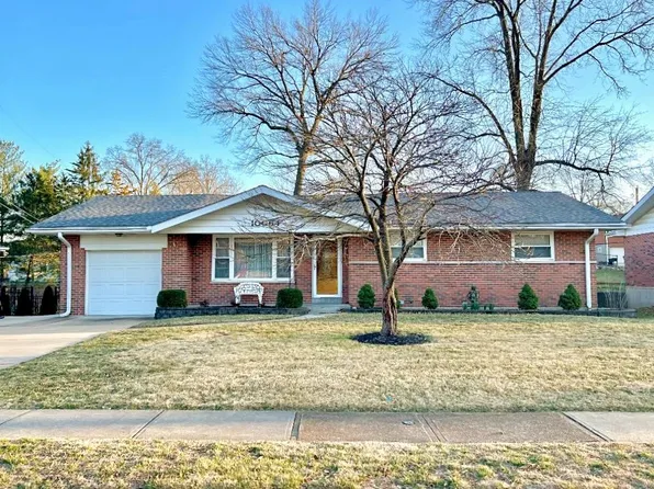 10064 Barberton Dr, Saint Louis, MO 63126