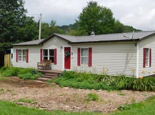 481 Shell Creek Rd, Roan Mountain, TN 37687
