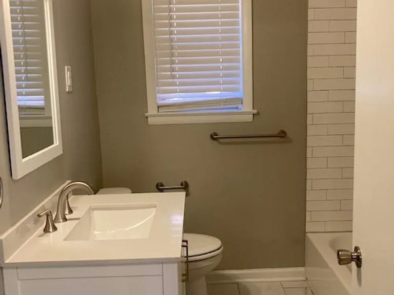 5386 Denwood Ave — Photo 22