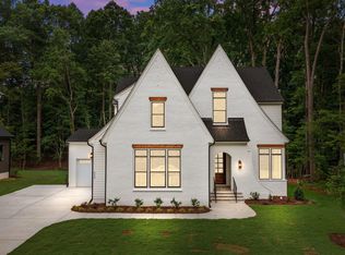 252 Lake Dr, Cary, NC 27513