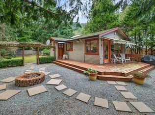 1309 Oceanview Rd, Bowen Island, BC V0N 1G1