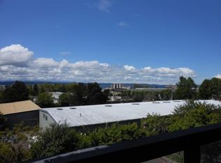 224 3rd Ave S APT 202, Edmonds, WA 98020