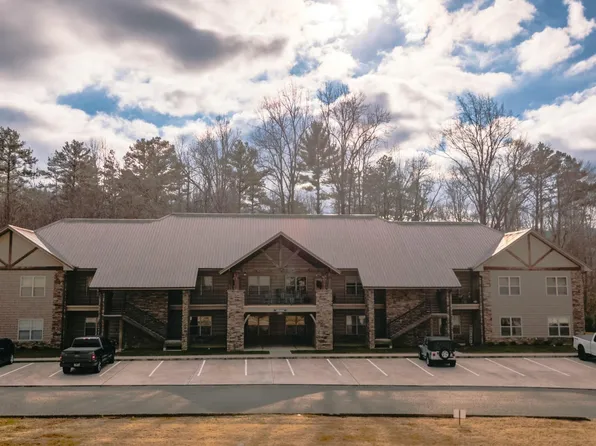 235 Bishops Cap Cir #101, Townsend, TN 37882