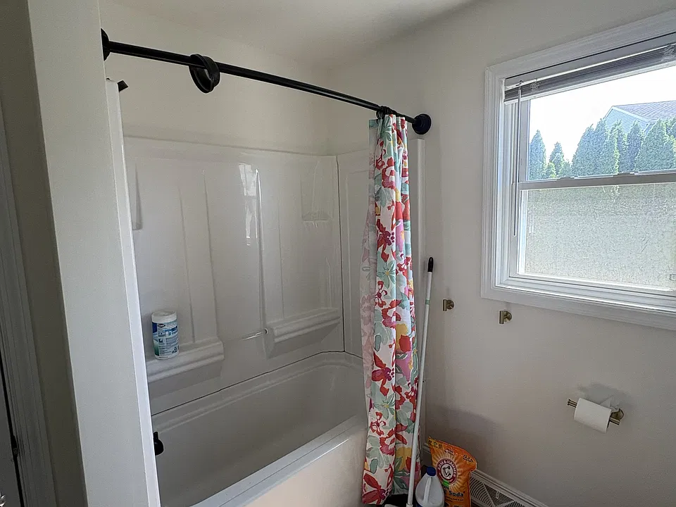 131 Heritage Rd