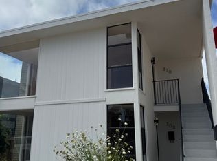 Palomar, La Jolla, CA 92037