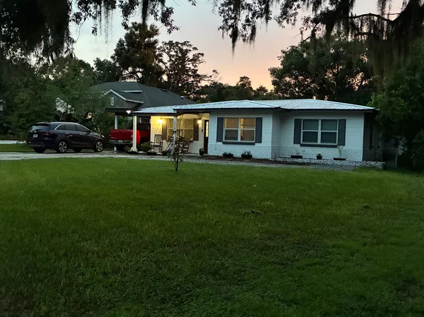 224 N Inverness Ave, Temple Terrace, FL 33617