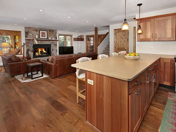 3rd image of 350 Wilderness Dr