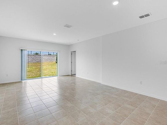 3rd image of 13803 SHELLMORE AVENUE