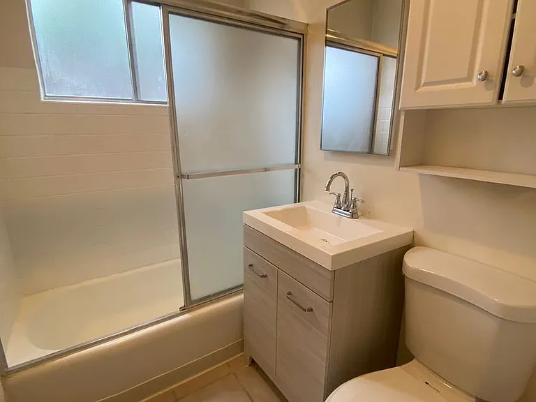 4937 Coronado Ave! Spacious 2 Bed-1 Bath Unit in OB! — Photo 14