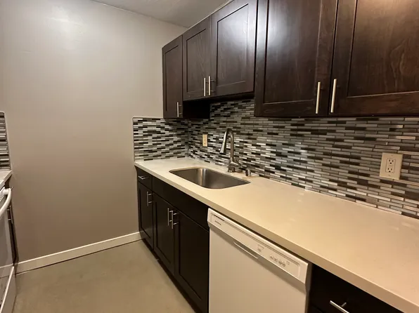 Emerald Place Apartments, 13437 Greenwood Ave N #114, Seattle, WA 98133