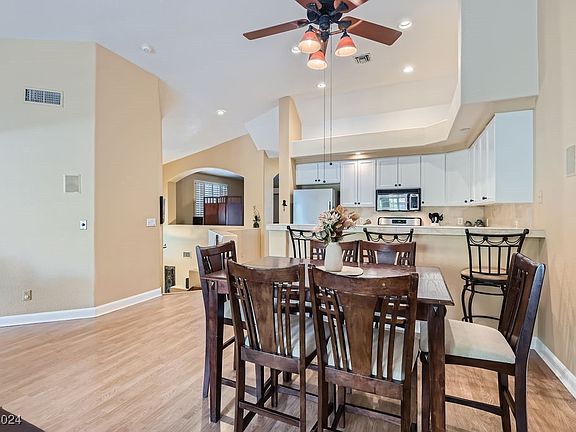 5th image of 7661 Rolling View Dr Unit 202