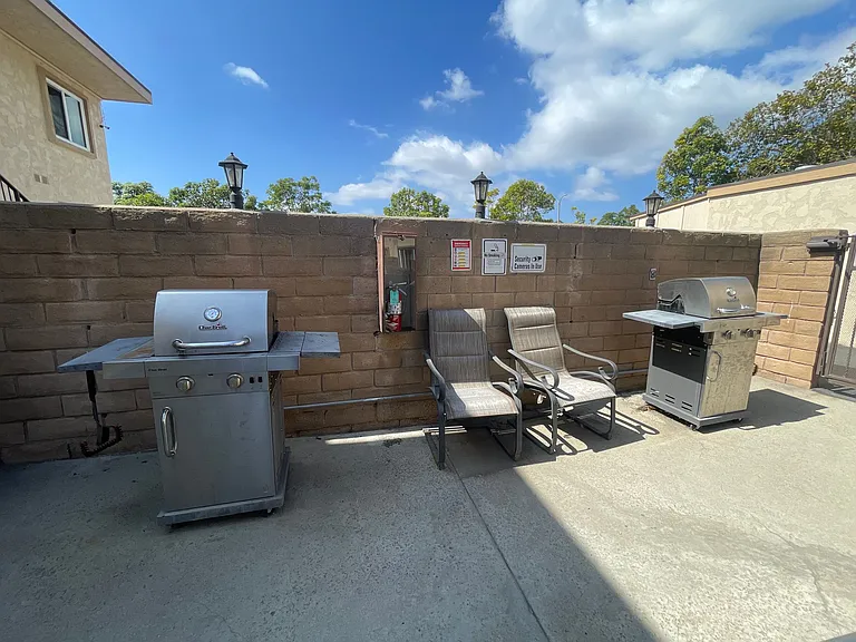 1675 Chapel Dr — Photo 20