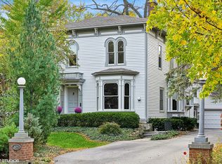 326 Ridge Ave, Winnetka, IL 60093