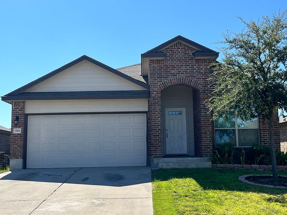 1st image of 2801 Gilchrist Dr