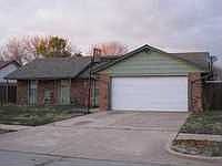 1st image of 1819 Oakcreek Dr