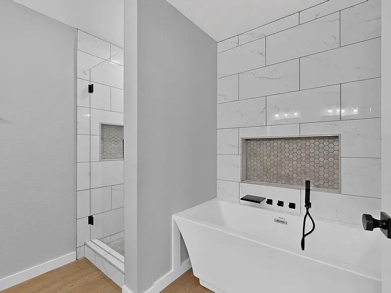 13291 Guerin Dr — Photo 30