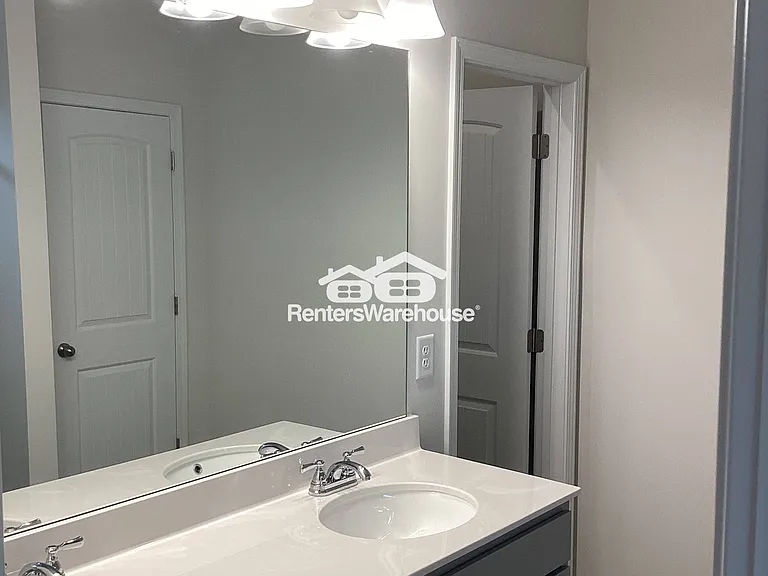 1132 Chastain Dr — Photo 14