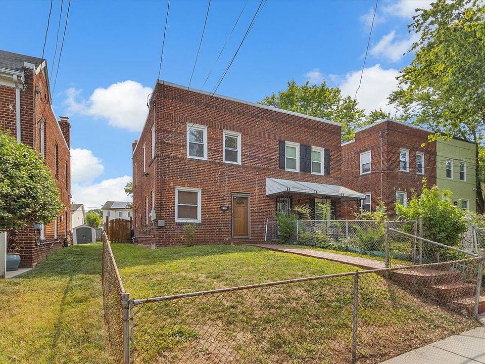 2nd image of 1193 46th Pl SE #1