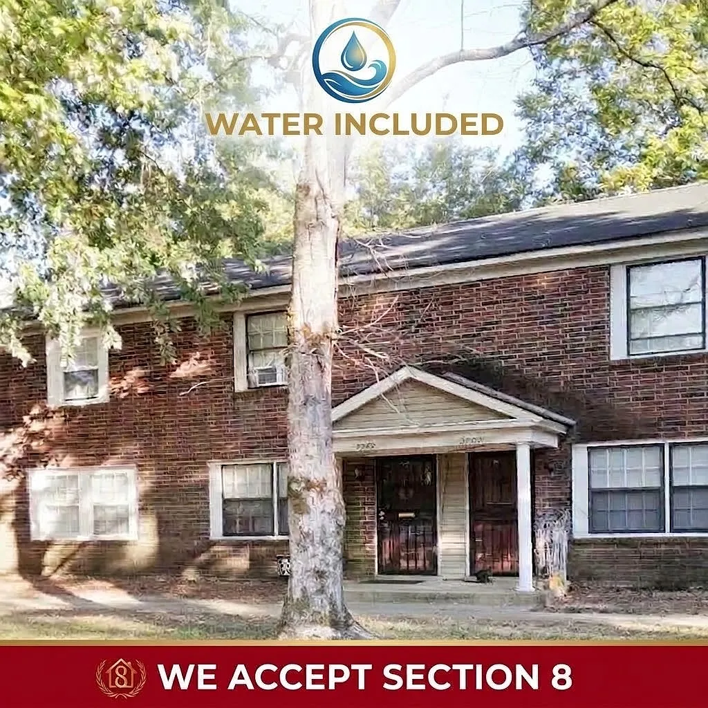 2 bed, 1.5 bath, 900 sqft, $850 — Photo 1
